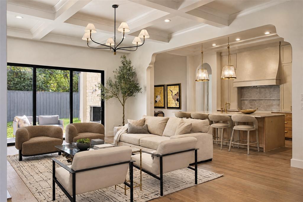 6106 Revere Place, Dallas, TX 75214