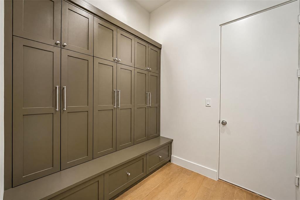 6106 Revere Place, Dallas, TX 75214