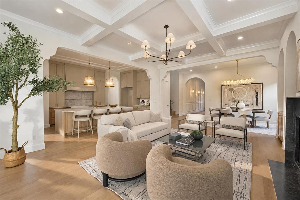 6106 Revere Place, Dallas, TX 75214