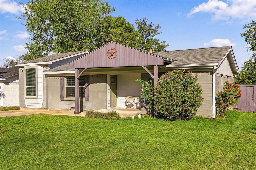 1812 Spring Lake Drive, Mesquite, TX 75149