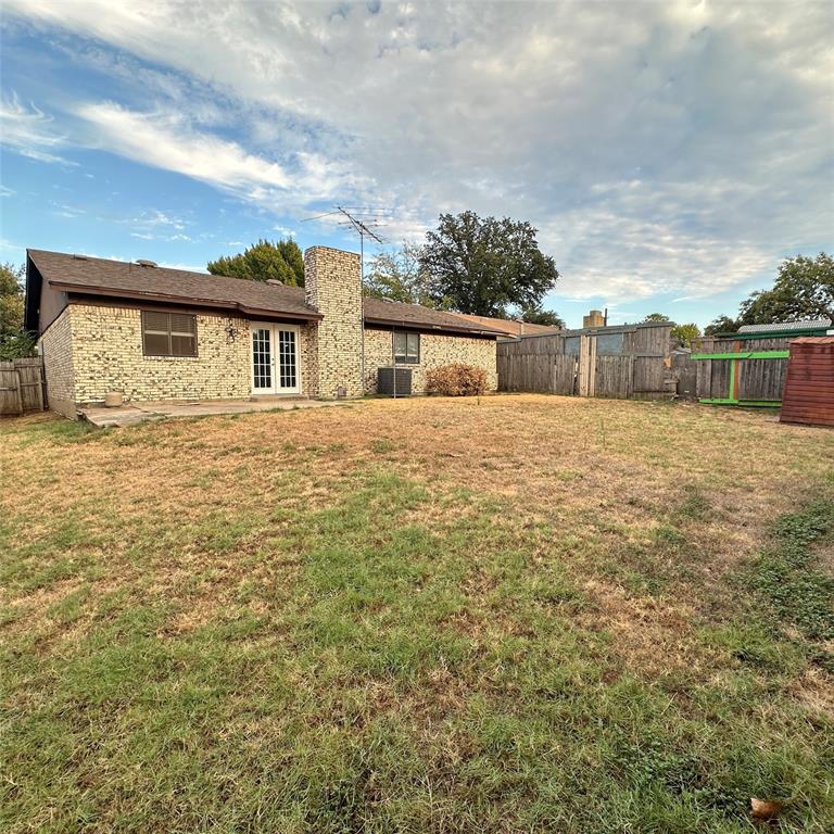 2705 Springlake Court, Irving, TX 75060