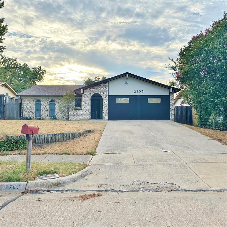 2705 Springlake Court, Irving, TX 75060