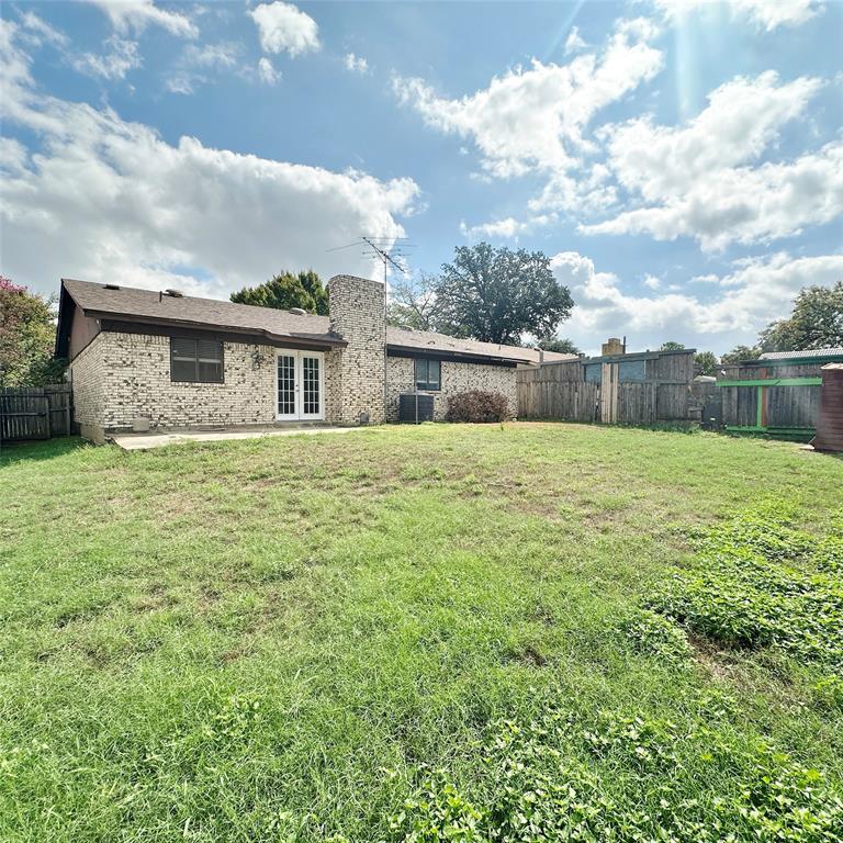 2705 Springlake Court, Irving, TX 75060