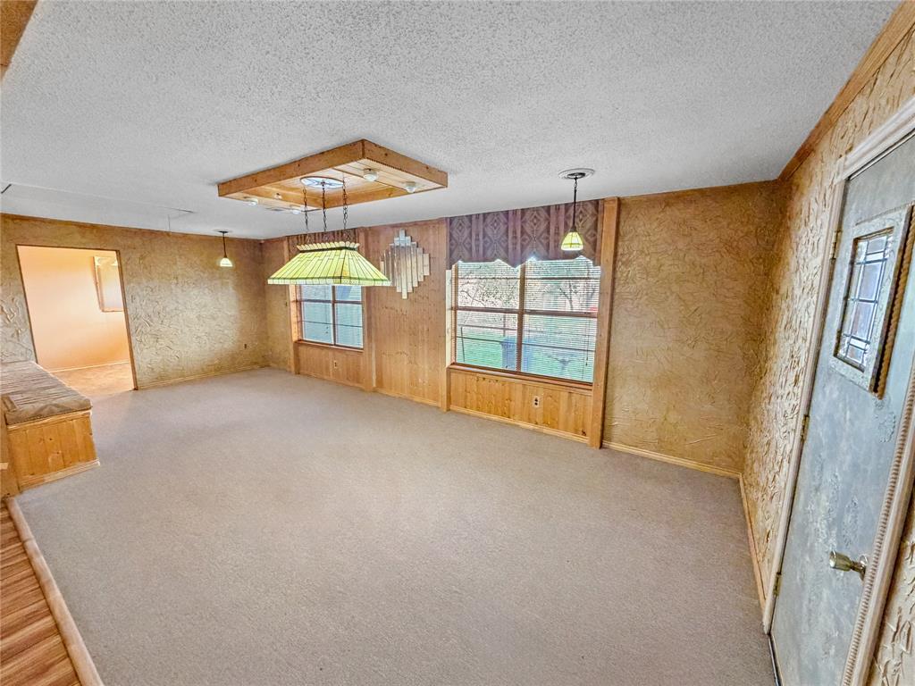 3901 Greenbrook Street, Granbury, TX 76048