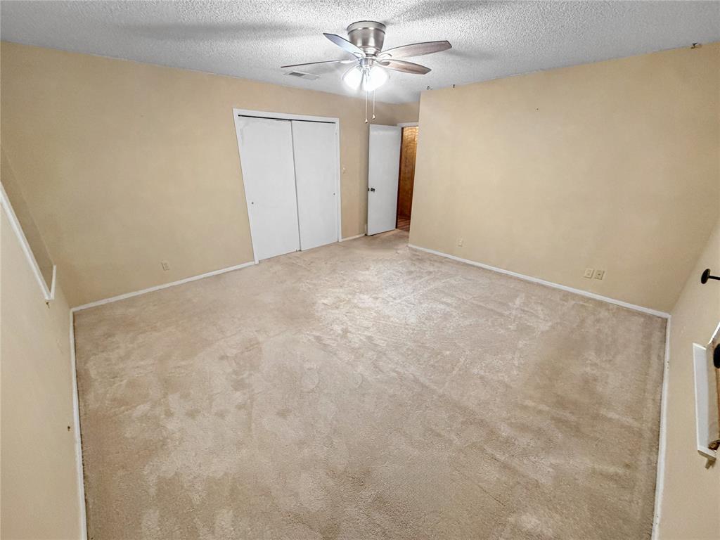 3901 Greenbrook Street, Granbury, TX 76048