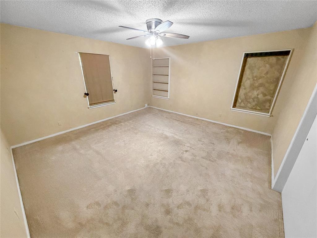 3901 Greenbrook Street, Granbury, TX 76048