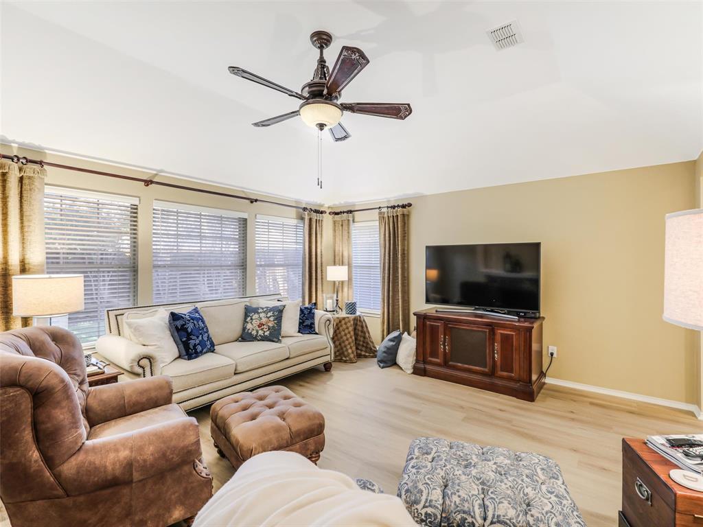 9021 Azinger Drive, Plano, TX 75025