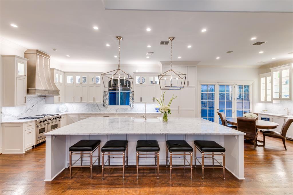 6131 Park Lane, Dallas, TX 75225