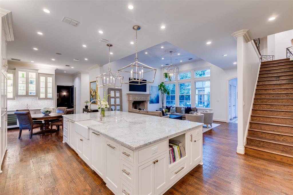 6131 Park Lane, Dallas, TX 75225