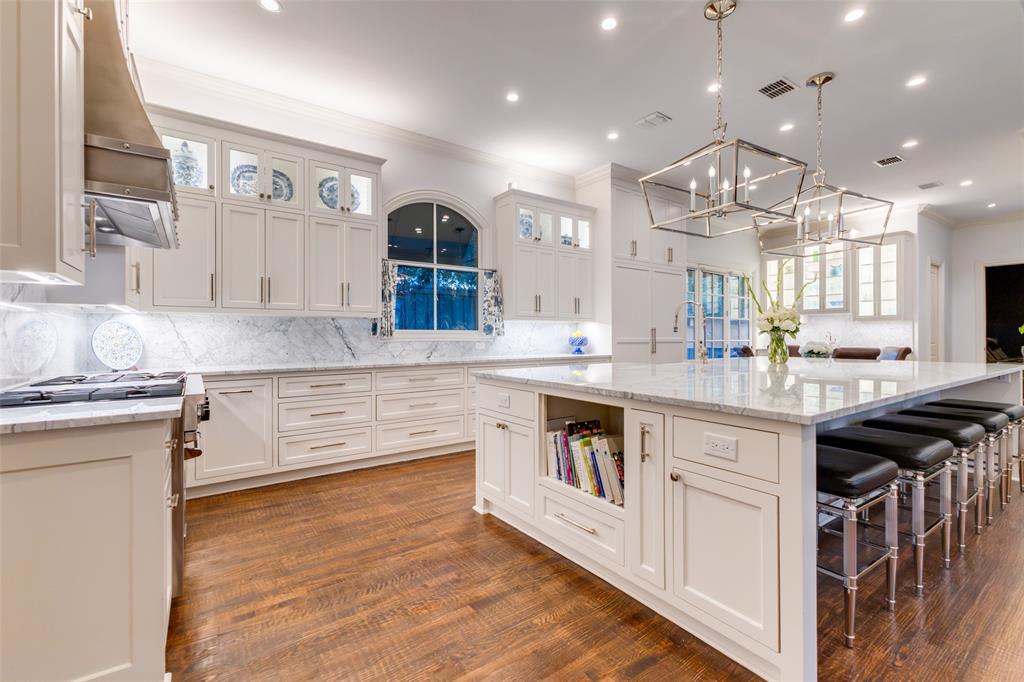 6131 Park Lane, Dallas, TX 75225