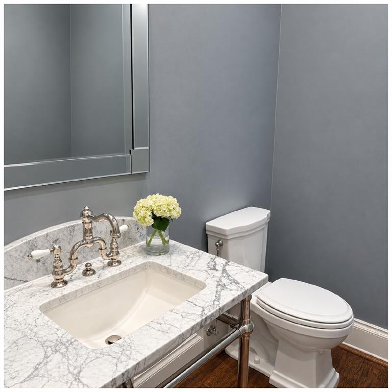 Back powder bath