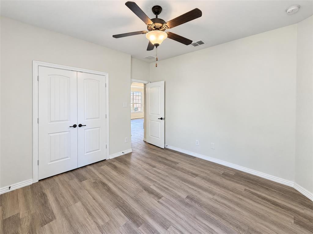 6715 Winding Valley Trail, Rowlett, TX 75089
