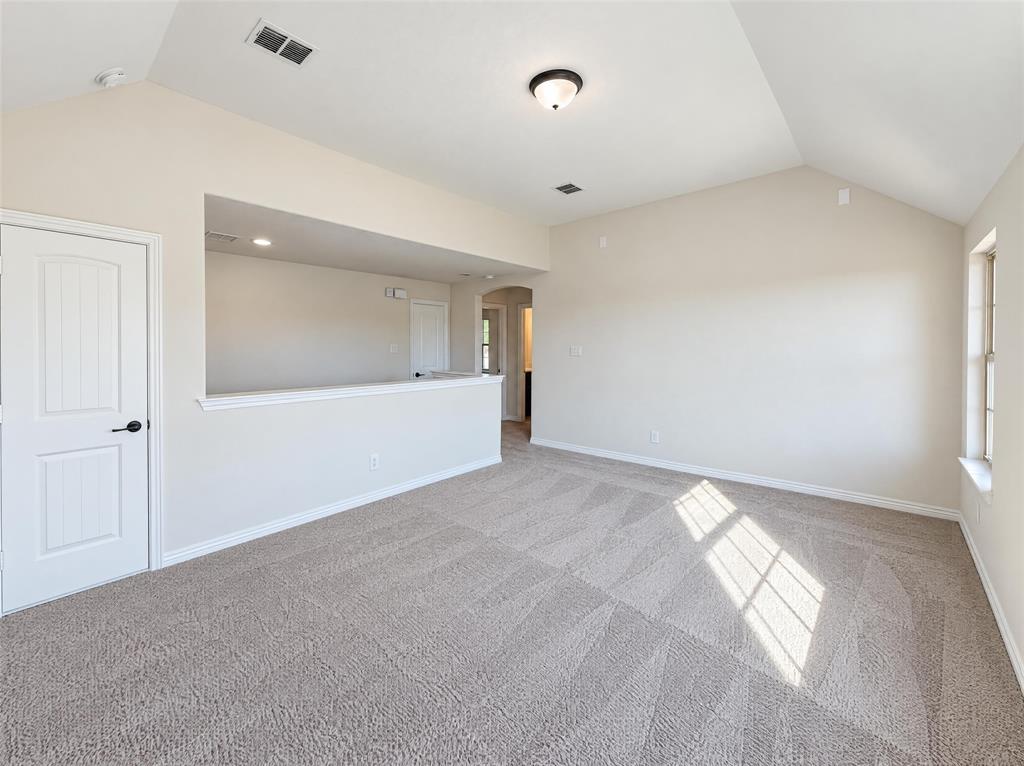 6715 Winding Valley Trail, Rowlett, TX 75089