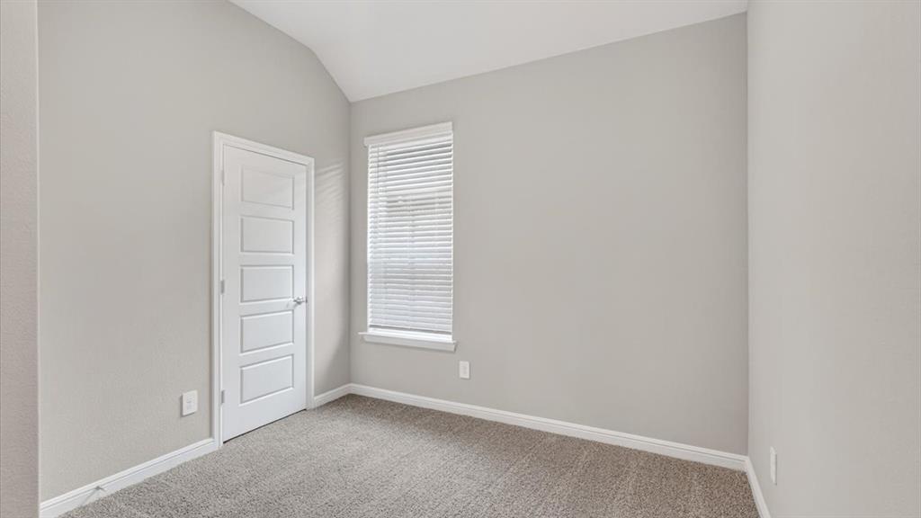 10413 SUNSET SHORE Drive, Grand Prairie, TX 76065