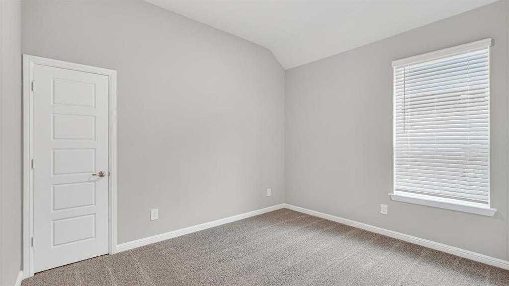 10413 SUNSET SHORE Drive, Grand Prairie, TX 76065