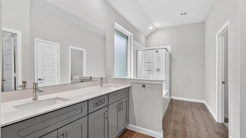 10413 SUNSET SHORE Drive, Grand Prairie, TX 76065