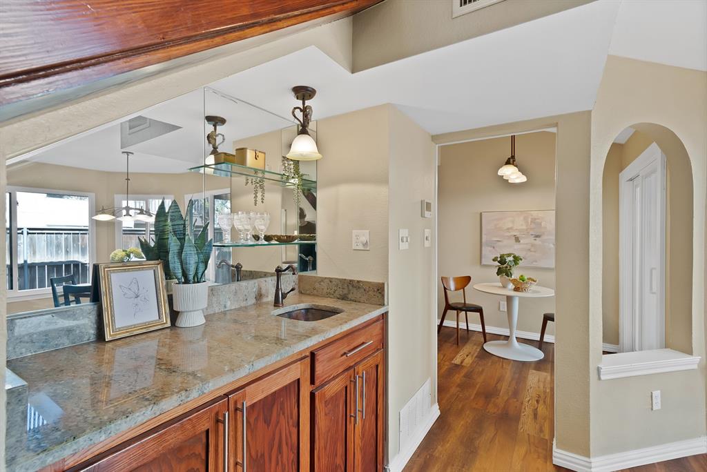 18040 Midway Road, #207, Dallas, TX 75287