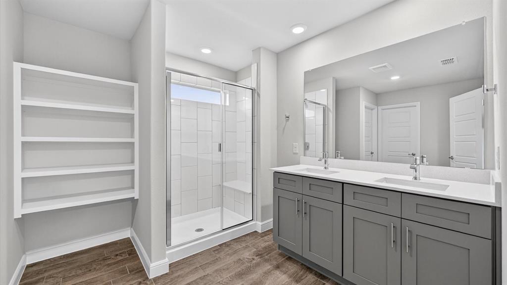 10425 SUNSET SHORE Drive, Grand Prairie, TX 76065