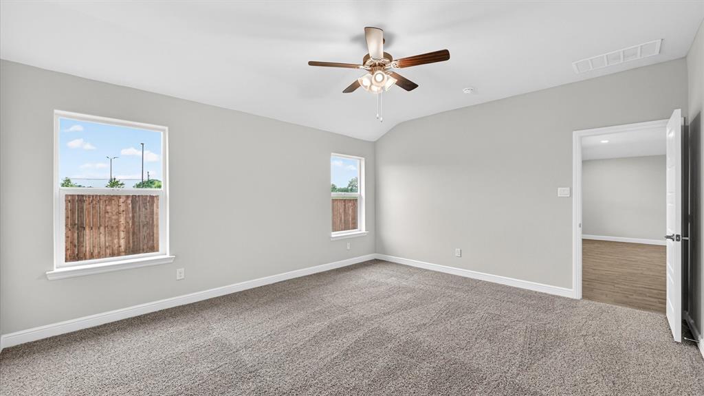 10425 SUNSET SHORE Drive, Grand Prairie, TX 76065