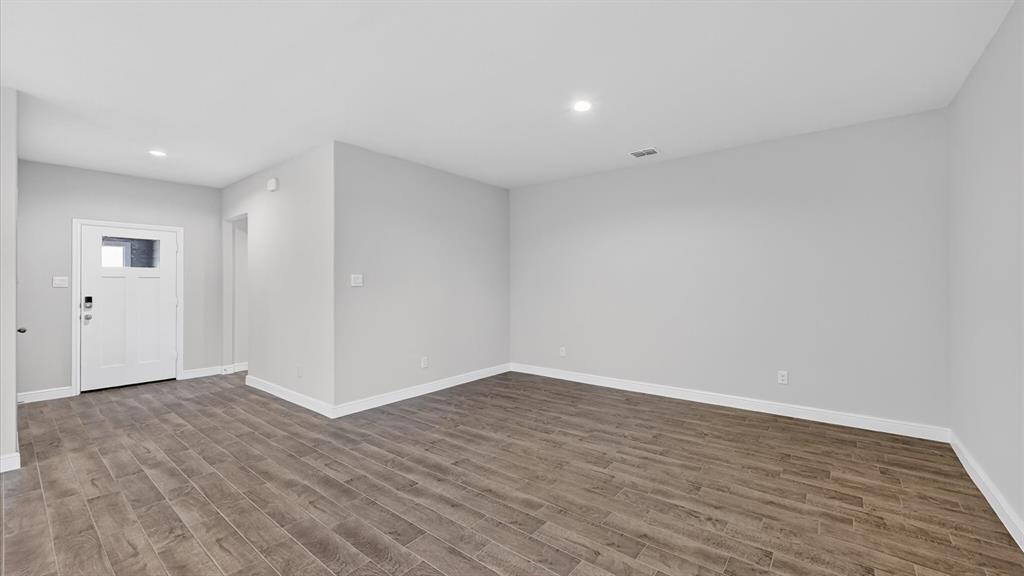 10425 SUNSET SHORE Drive, Grand Prairie, TX 76065