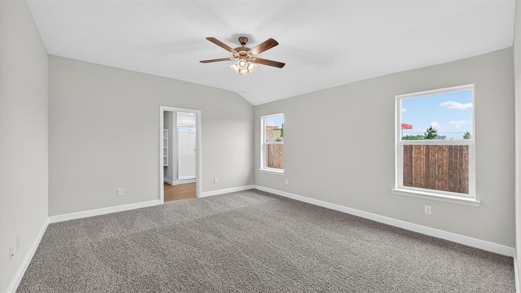 10425 SUNSET SHORE Drive, Grand Prairie, TX 76065