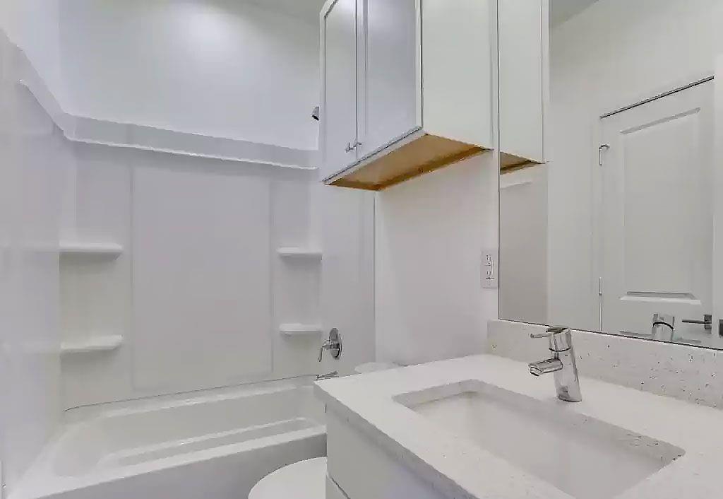 3275 Dallas Street, #305, Dallas, TX 75210 3275 Dallas Street, #305, Dallas, TX 75210