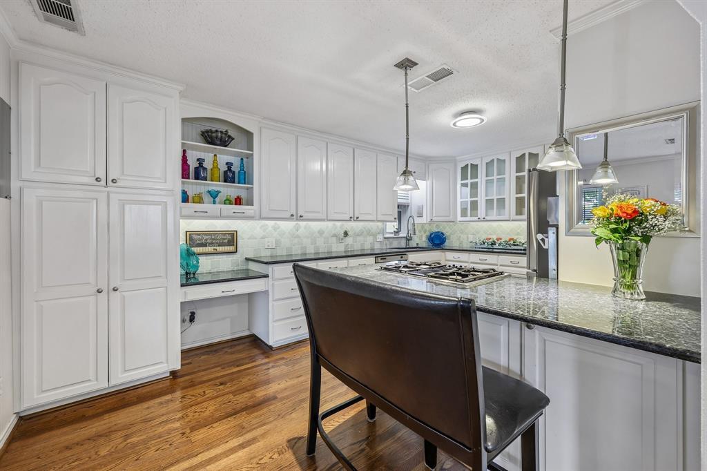 2110 Cooper Drive, Irving, TX 75061