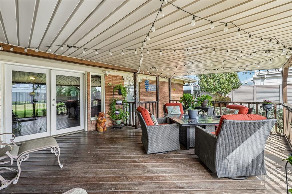 2110 Cooper Drive, Irving, TX 75061