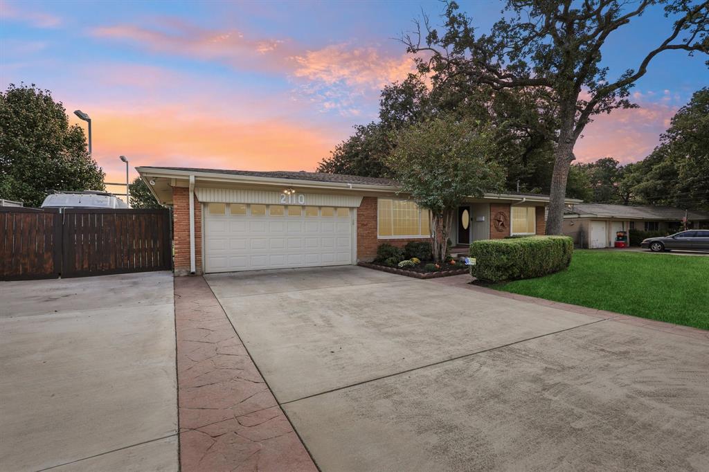 2110 Cooper Drive, Irving, TX 75061