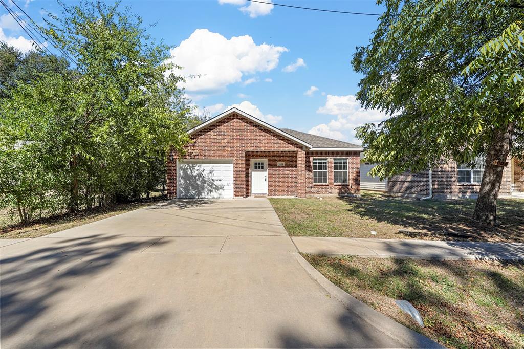 1804 Cleveland, Greenville, TX 75401 1804 Cleveland, Greenville, TX 75401