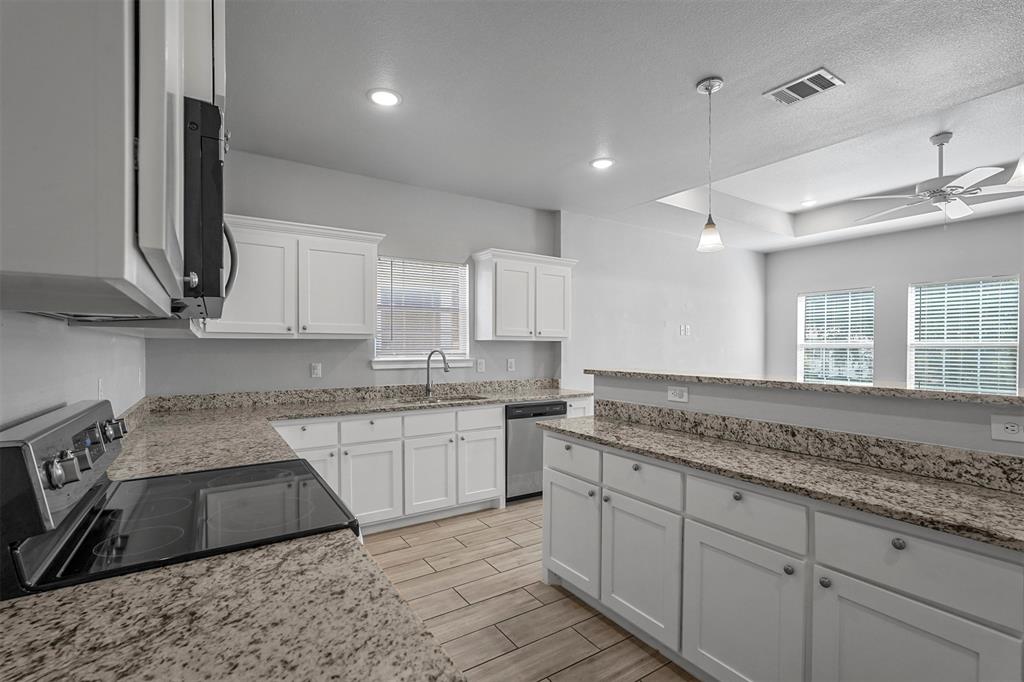 1804 Cleveland, Greenville, TX 75401