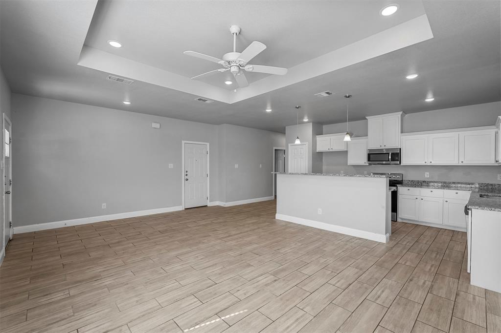 1804 Cleveland, Greenville, TX 75401