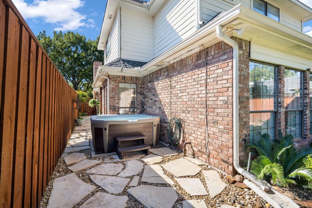 7130 Abrams Road, Dallas, TX 75231