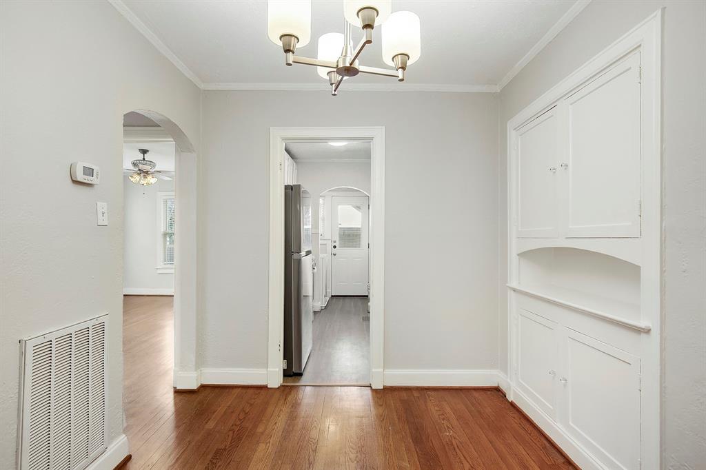 5930 1/2 La Vista Drive, Dallas, TX 75206