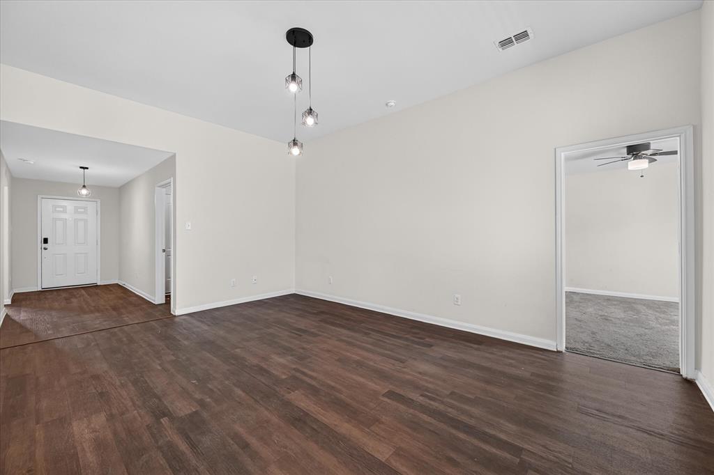 14276 Greenhaw Lane, Dallas, TX 75253 14276 Greenhaw Lane, Dallas, TX 75253