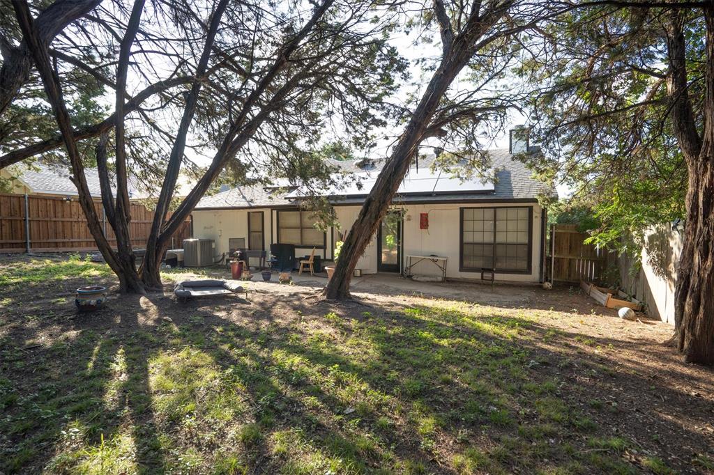6447 Royal Cedar Drive, Dallas, TX 75236