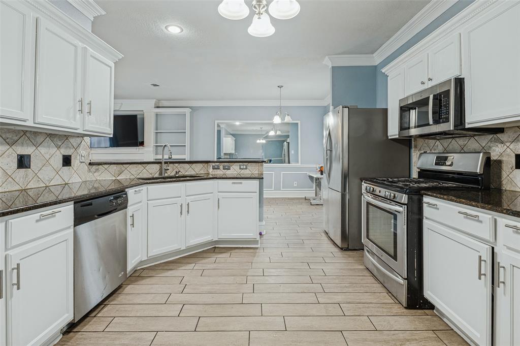 1215 N Nursery Road, Irving, TX 75061