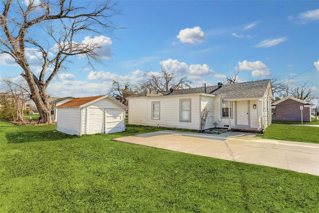 1109 W Avenue A, Garland, TX 75040