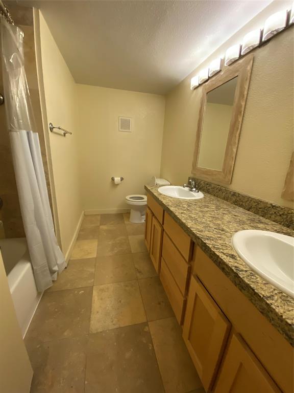 4777 Cedar Springs Road, #5B, Dallas, TX 75219