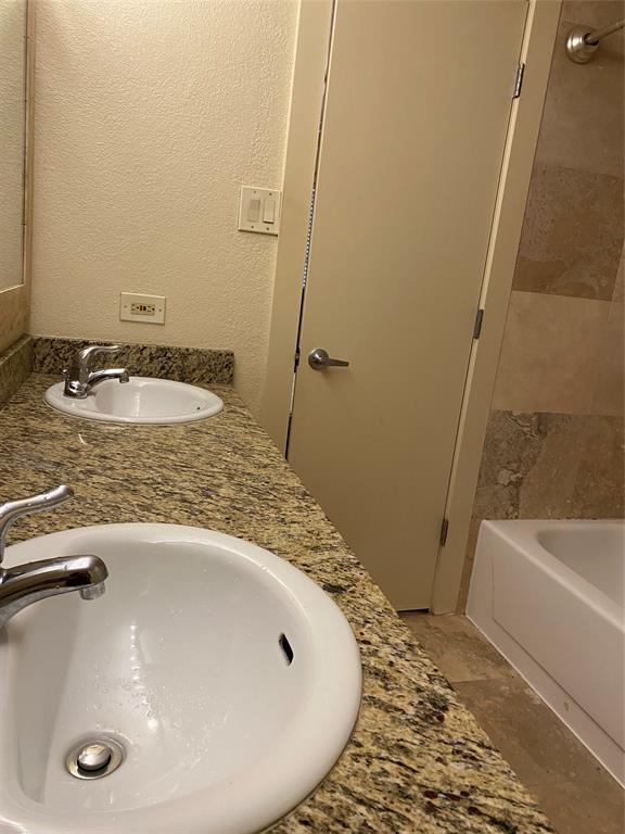 4777 Cedar Springs Road, #5B, Dallas, TX 75219