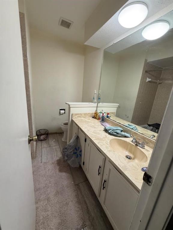 705 Angle Ridge Circle, Garland, TX 75043