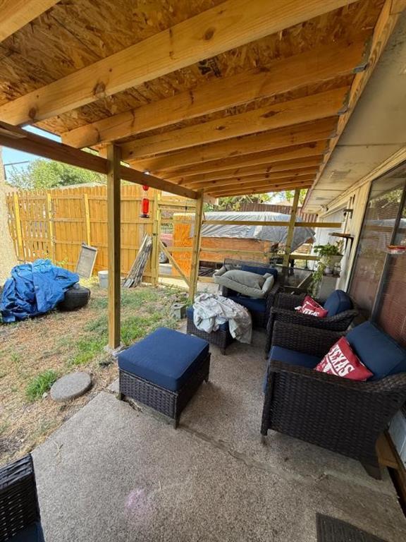 705 Angle Ridge Circle, Garland, TX 75043