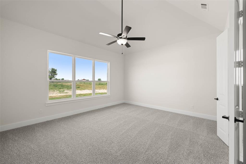 270 Maci Drive, Waxahachie, TX 75167 270 Maci Drive, Waxahachie, TX 75167