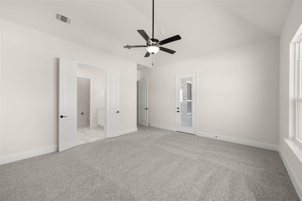 270 Maci Drive, Waxahachie, TX 75167