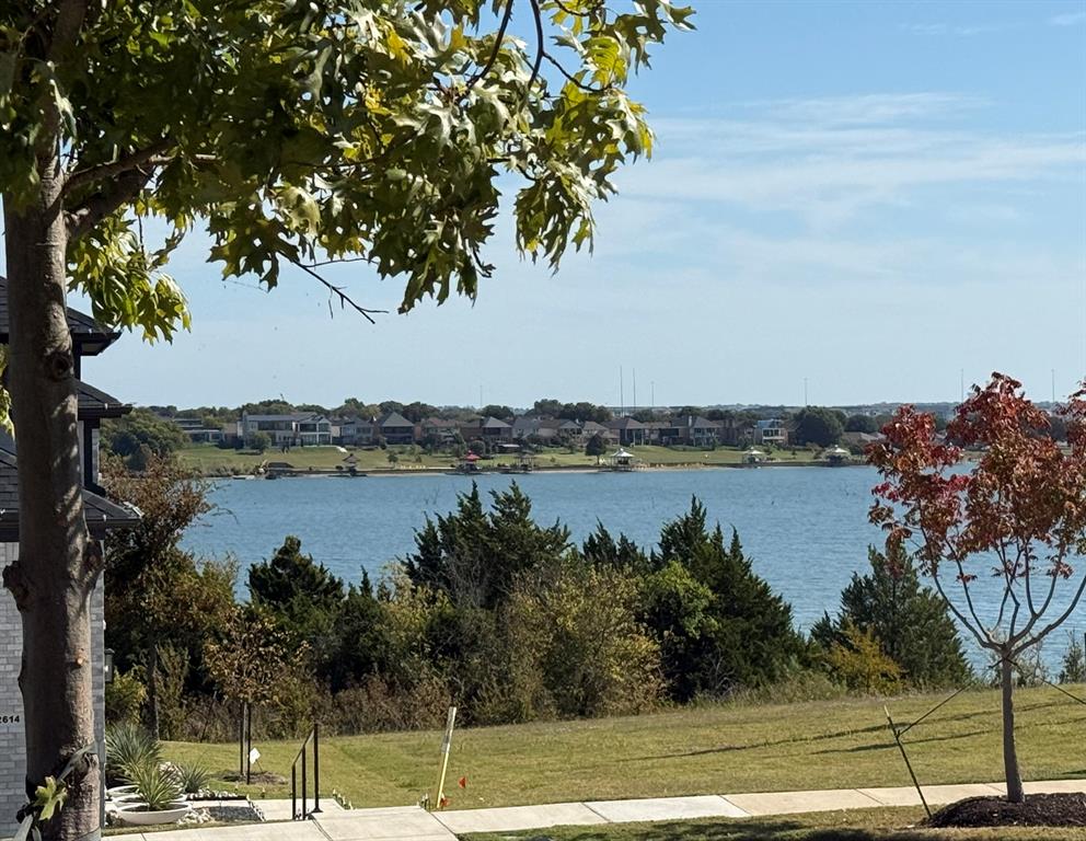 2517 Lafayette Drive, Rowlett, TX 75088