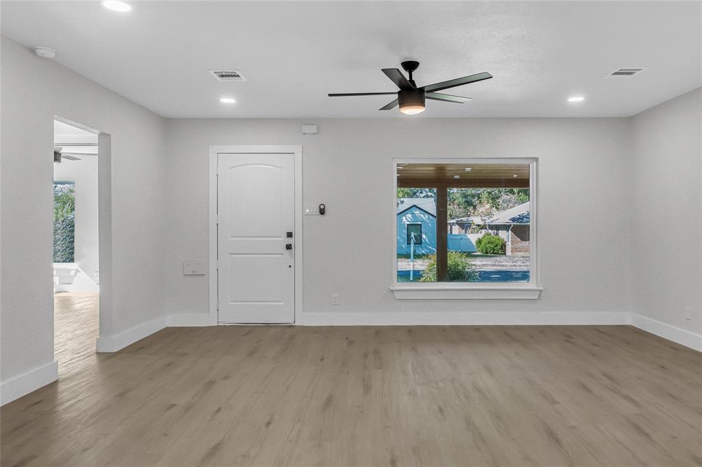 1406 Arizona Avenue, Dallas, TX 75216