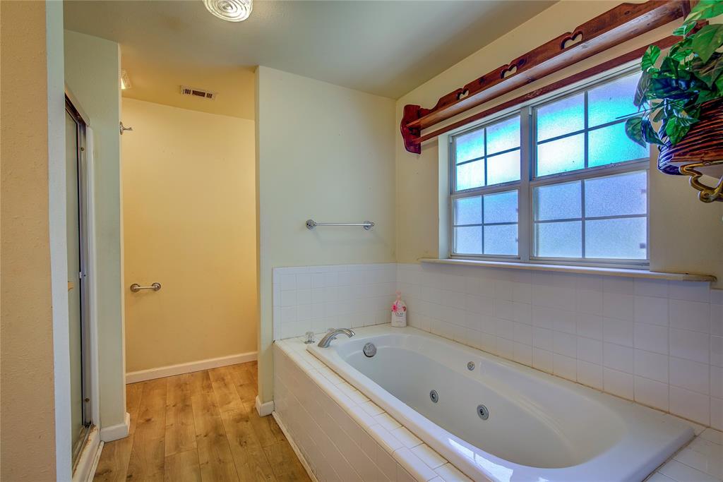 6402 Joe Ramsey Boulevard S, Greenville, TX 75402