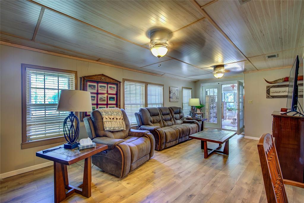 6402 Joe Ramsey Boulevard S, Greenville, TX 75402