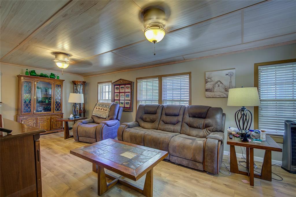 6402 Joe Ramsey Boulevard S, Greenville, TX 75402