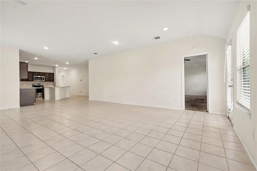 814 Rustic Meadows Trail, Princeton, TX 75407